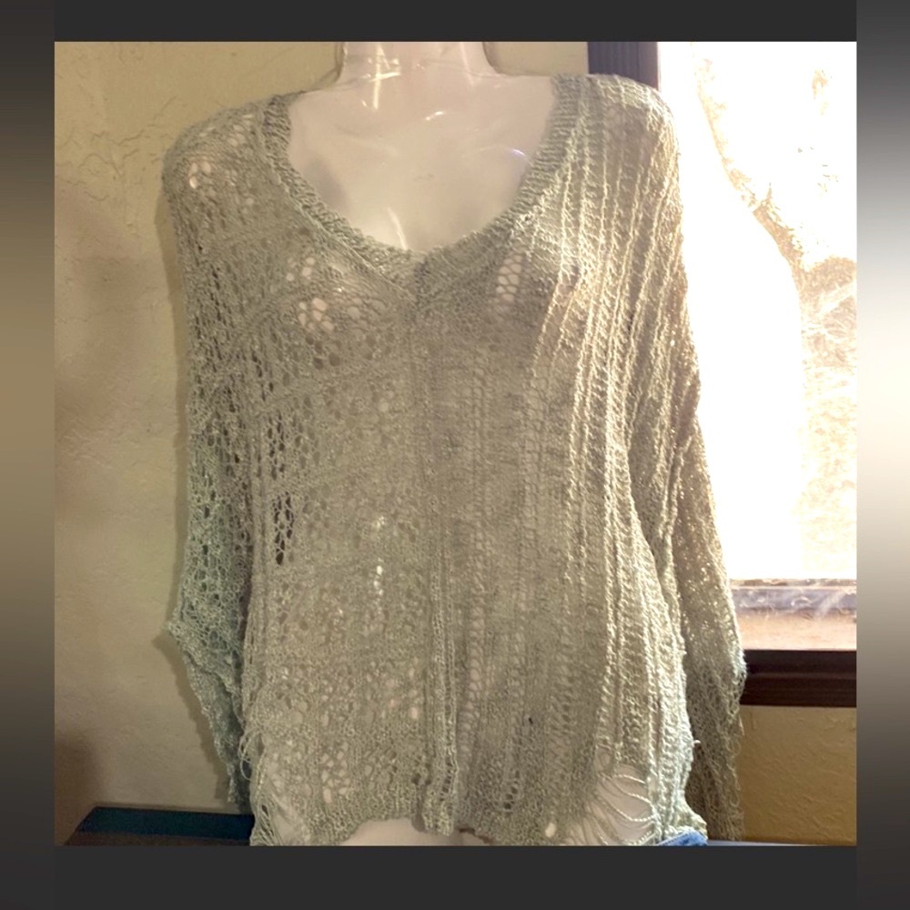SALE REDUCED POL Crochet fringe distressed beach sweater POP OVER Open Weave Top - Picture 4 of 12